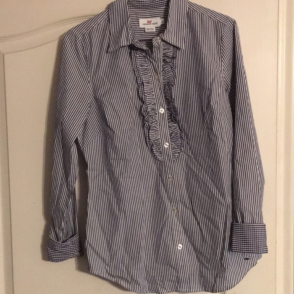 NWOT VINEYARD VINES STRIPED BUTTON DOWN